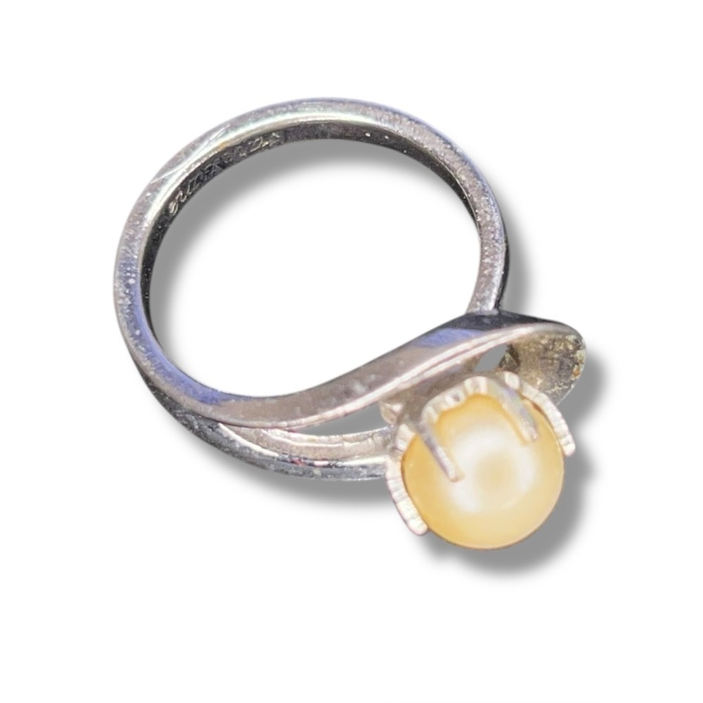 Vintage Parklane Size 6 Silver Faux Pearl Ring
